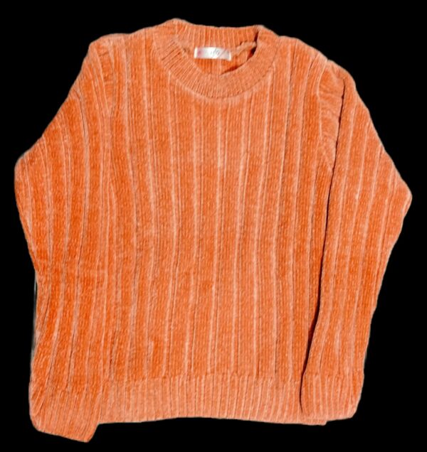 WOOLEN TOP